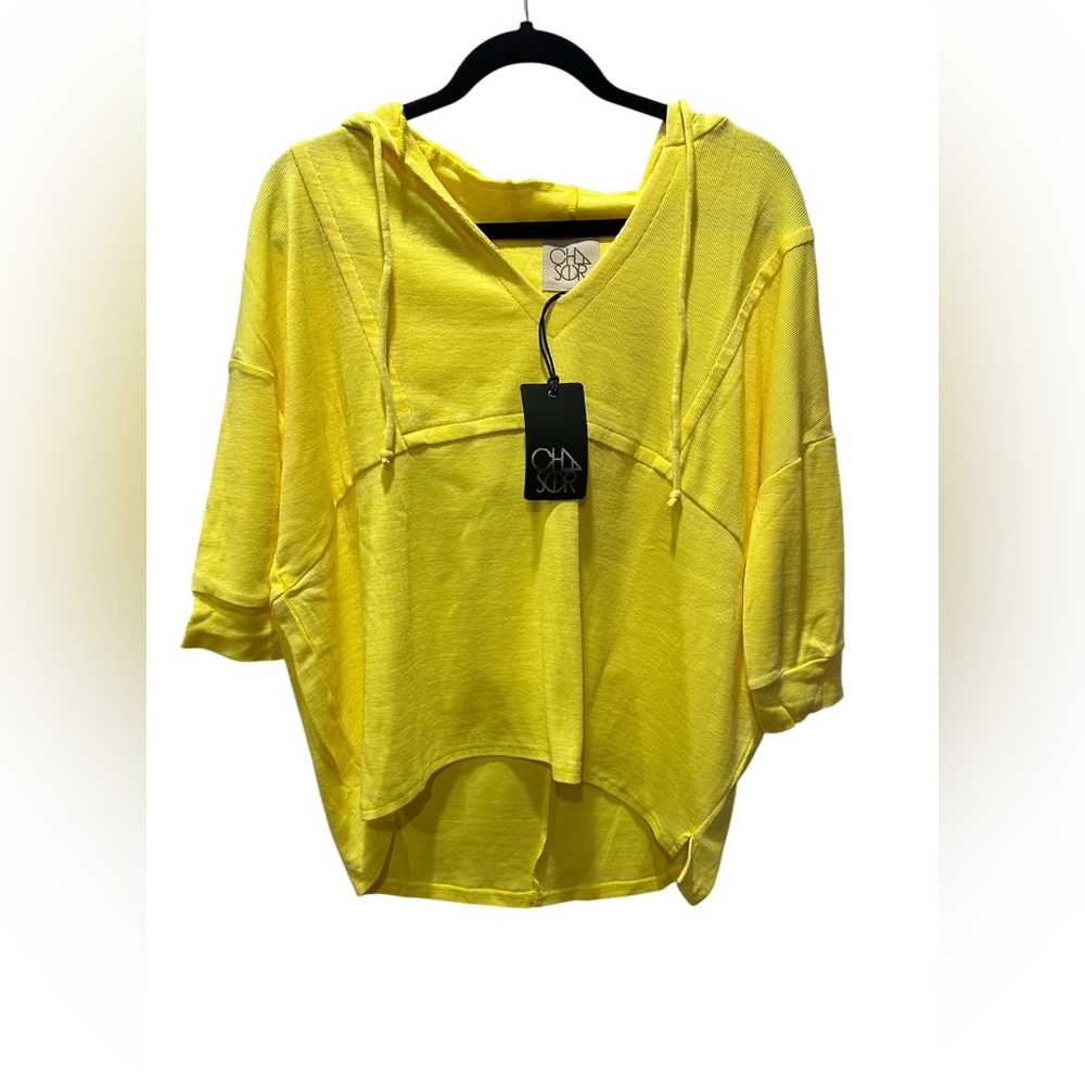 Chaser Yellow Short Sleeve Hoodie Medium NEW NWT
